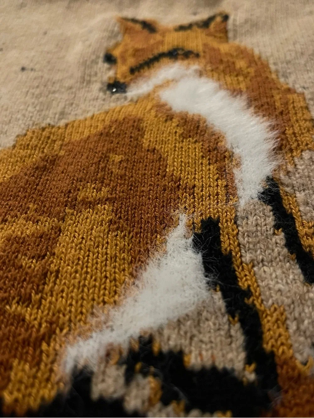 Karen Scott Beige Crewneck Sweater with Fox Intarsia